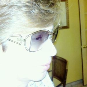 Meet your Posher, Lourdes